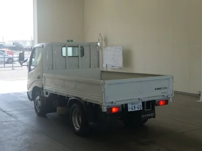 Hino DUTRO  с аукциона в Японии