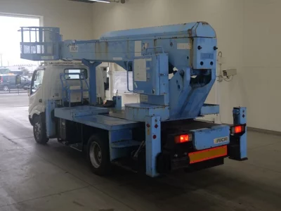 Hino DUTRO  с аукциона в Японии