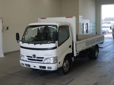 Hino DUTRO  с аукциона в Японии