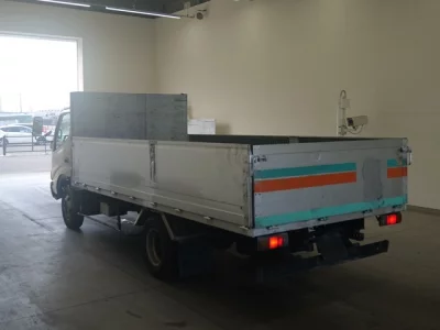 Hino DUTRO  с аукциона в Японии
