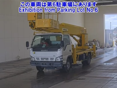 Isuzu ELF
