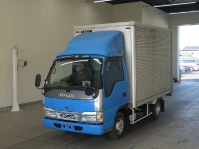 Isuzu ELF