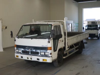 Isuzu ELF
