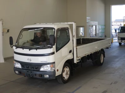 Hino DUTRO  с аукциона в Японии