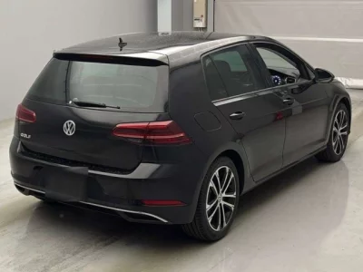 Volkswagen Golf  с аукциона в Японии