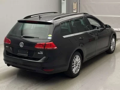 Volkswagen GOLF VARIANT  с аукциона в Японии
