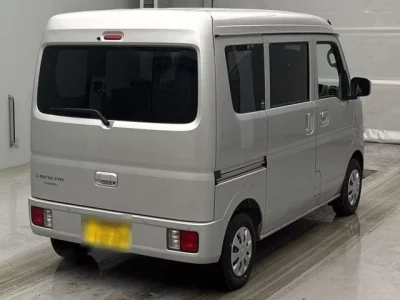 Mitsubishi Minicab Van