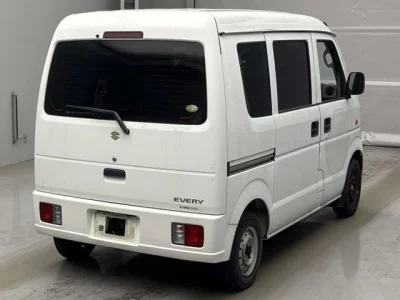 Suzuki EVERY  с аукциона в Японии