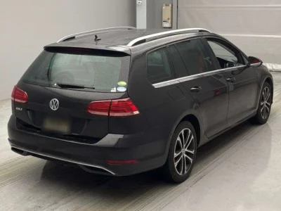 Volkswagen GOLF VARIANT  с аукциона в Японии
