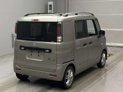 Suzuki Spacia Base