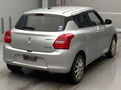 Suzuki SWIFT  с аукциона в Японии