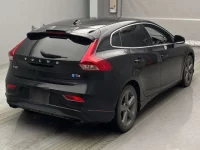 Volvo V40 лот № 5078 оценка 4  с аукциона в Японии 1