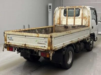 Mazda Titan