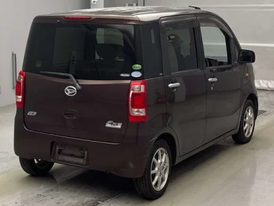 Daihatsu TANTO EXE