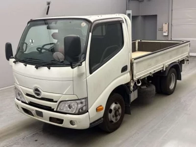 Hino DUTRO  с аукциона в Японии