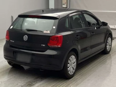 Volkswagen Polo  с аукциона в Японии
