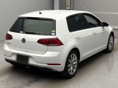 Volkswagen Golf  с аукциона в Японии