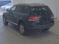 Volkswagen Touareg лот № 20545 оценка 3.5  с аукциона в Японии 1
