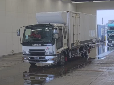 Isuzu FORWARD