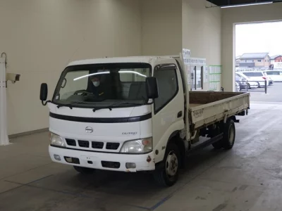 Hino DUTRO  с аукциона в Японии