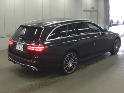 Mercedes-Benz AMG  с аукциона в Японии