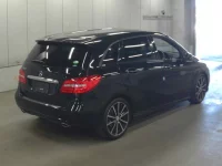 Mercedes-Benz B CLASS лот № 307 оценка 4.5  с аукциона в Японии 1