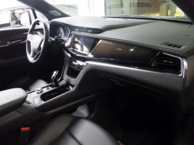 GM CADILLAC XT6  с аукциона в Японии