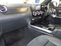 Mercedes-Benz GLA CLASS лот № 574 оценка 4  с аукциона в Японии 2