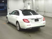 Mercedes-Benz E CLASS лот № 596 оценка 4  с аукциона в Японии 4