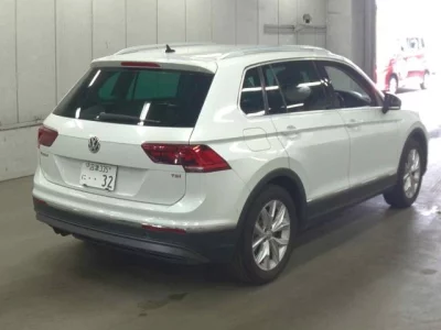 Volkswagen Tiguan  с аукциона в Японии