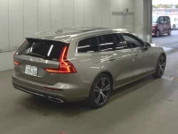 Volvo V60 лот № 655 оценка 4.5  с аукциона в Японии 1