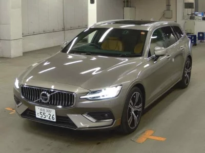 Volvo V60  с аукциона в Японии