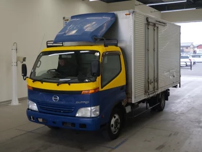 Hino DUTRO  с аукциона в Японии