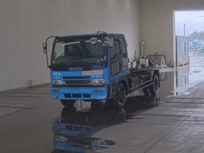 Isuzu FORWARD