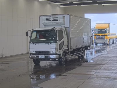 Mitsubishi FUSO FIGHTER