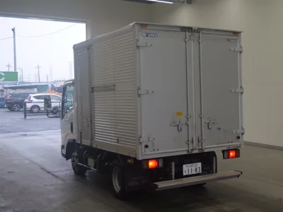 Isuzu ELF