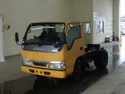 Isuzu ELF