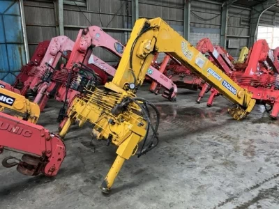 TADANO CRANE