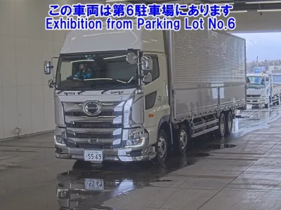 Hino TRUCK