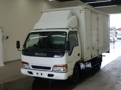 Isuzu ELF