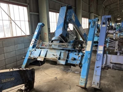 TADANO CRANE
