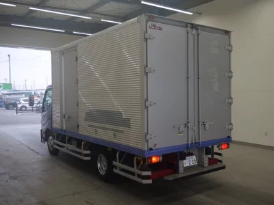 Hino DUTRO  с аукциона в Японии