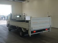 Hino DUTRO лот № 1815 оценка RB  с аукциона в Японии 1