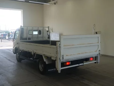 Hino DUTRO  с аукциона в Японии