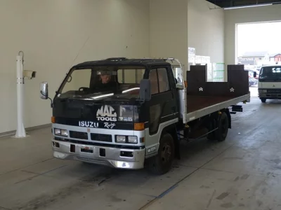Isuzu ELF
