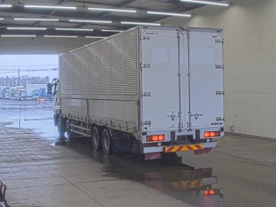 Mitsubishi Fuso Super Great