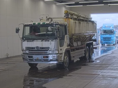 Hino PROFIA
