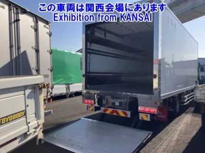 Mitsubishi FUSO FIGHTER