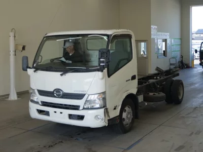 Hino DUTRO  с аукциона в Японии