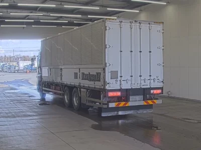 Hino PROFIA